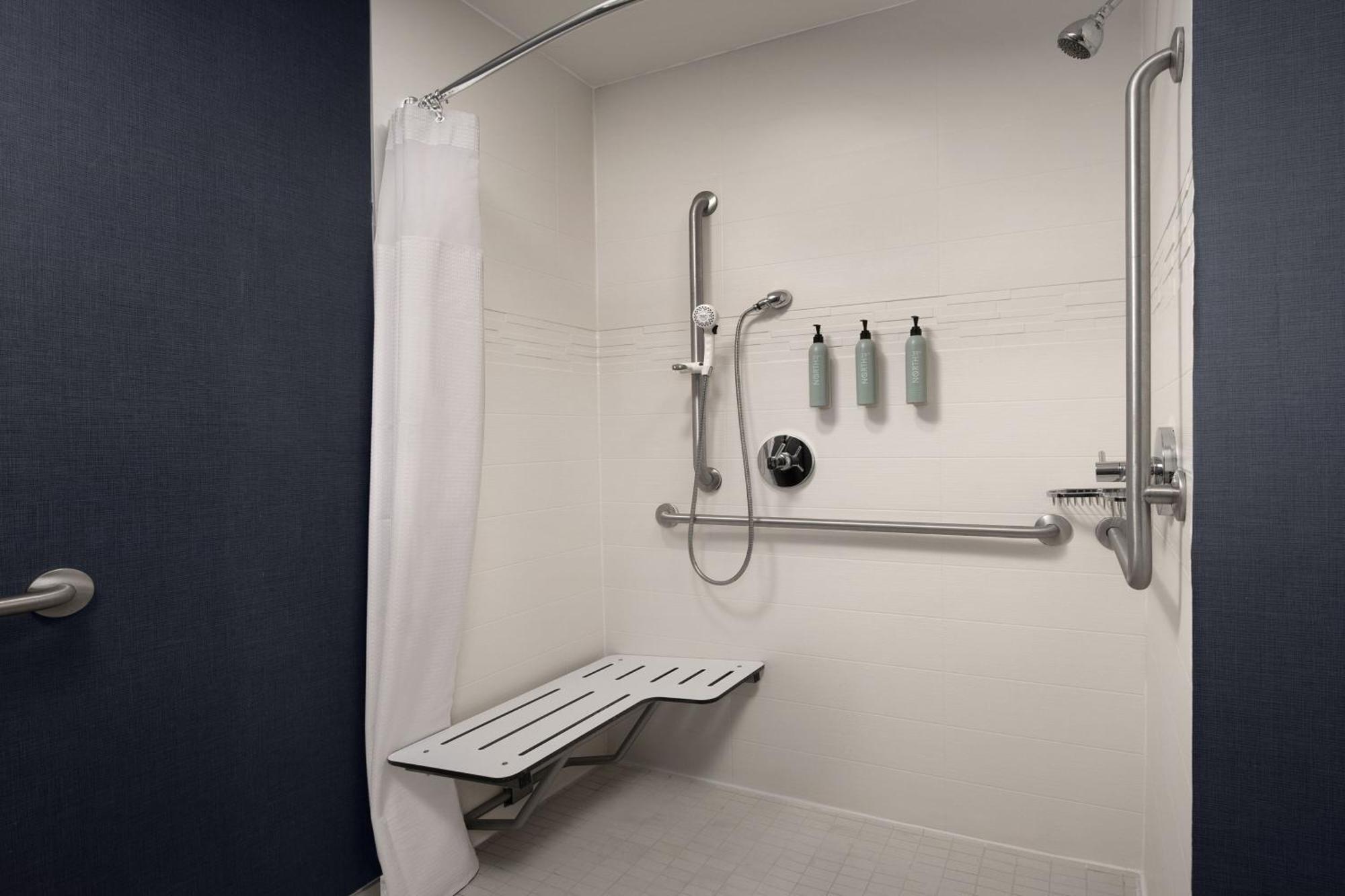 Hotel By Marriott Airport Greensboro
