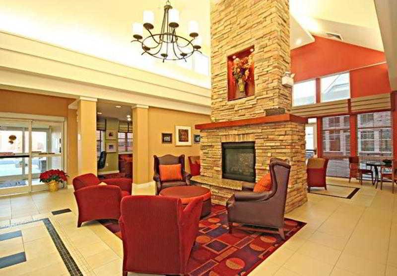 By Marriott Airport 3*