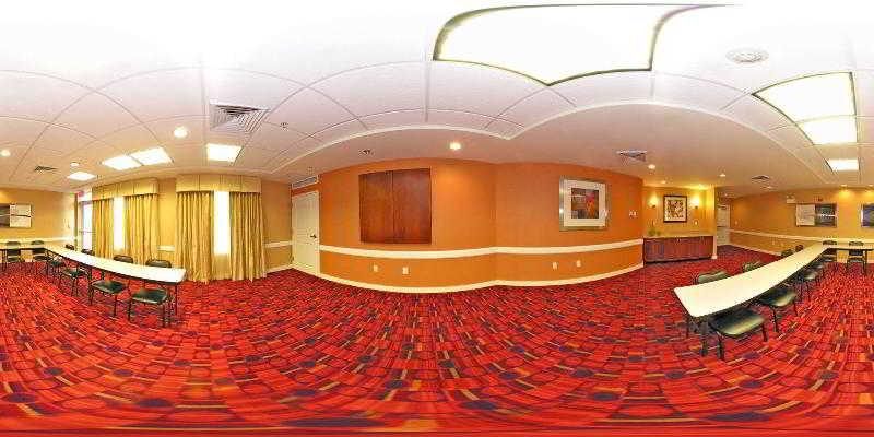 By Marriott Airport Hotel