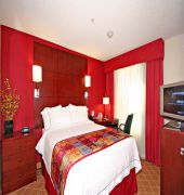 Hotel By Marriott Airport Greensboro